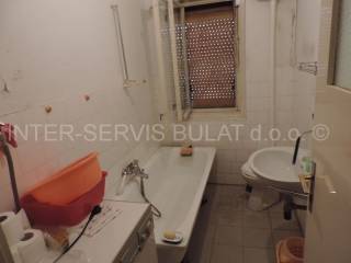 Residential business object, Sale, Knin, Knin