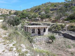 Detached house, Sale, Sutivan, Sutivan