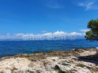 Villa, Sale, Sutivan, Sutivan