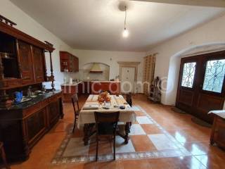 Stone house, Sale, Sutivan, Sutivan