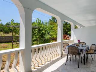 Apartment with a garden, Sale, Vir, Vir
