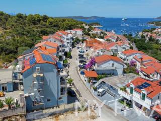 Hvar, Hvar
