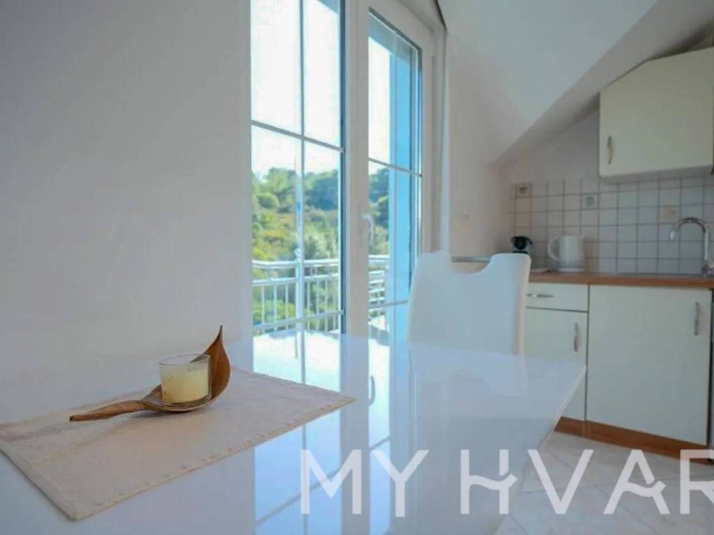 Hvar, Hvar