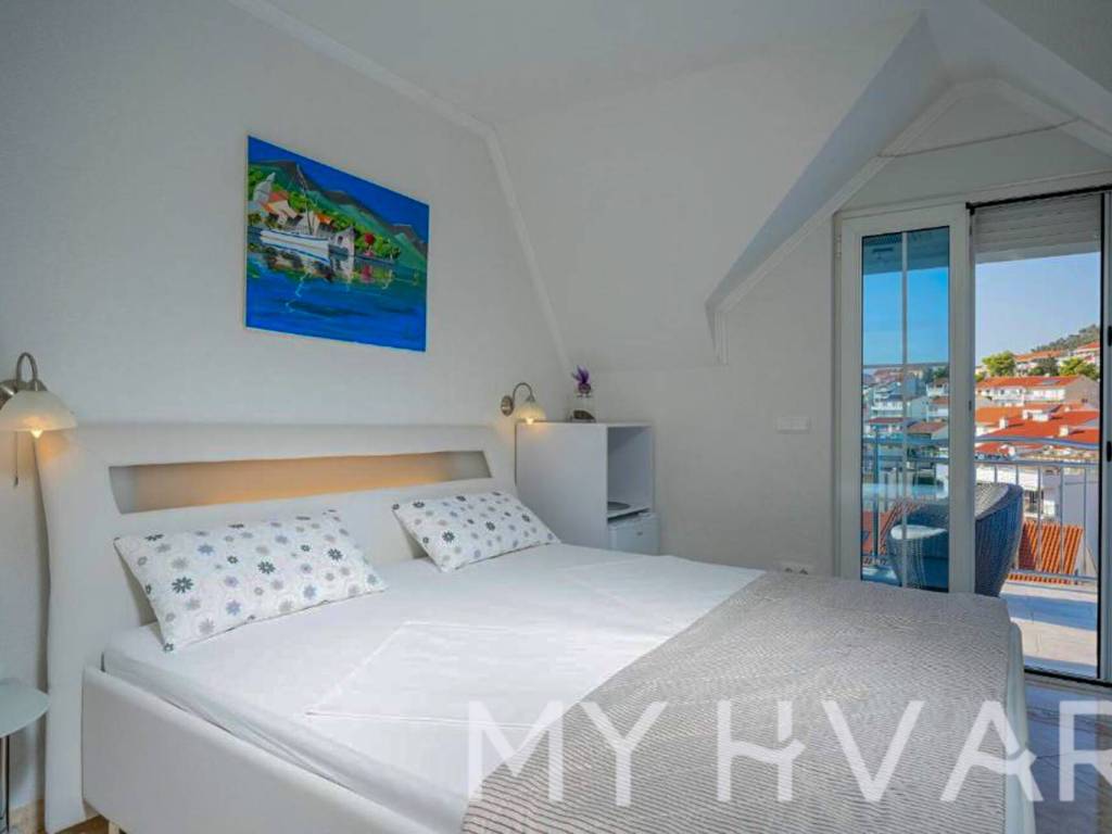 Hvar, Hvar