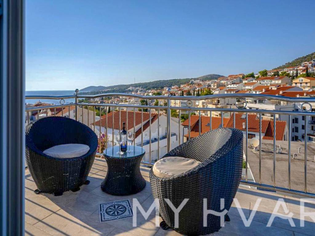 Hvar, Hvar