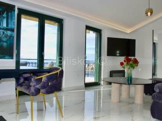 Detached house, Sale, Okrug, Okrug Gornji