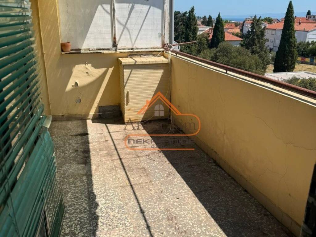 Split, Split