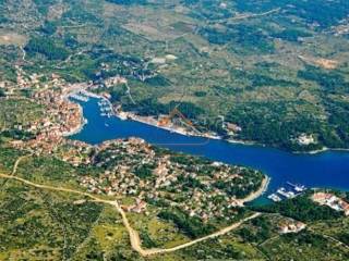 Gradjevinsko stambeno zemljiste, Prodaja, Milna, Milna