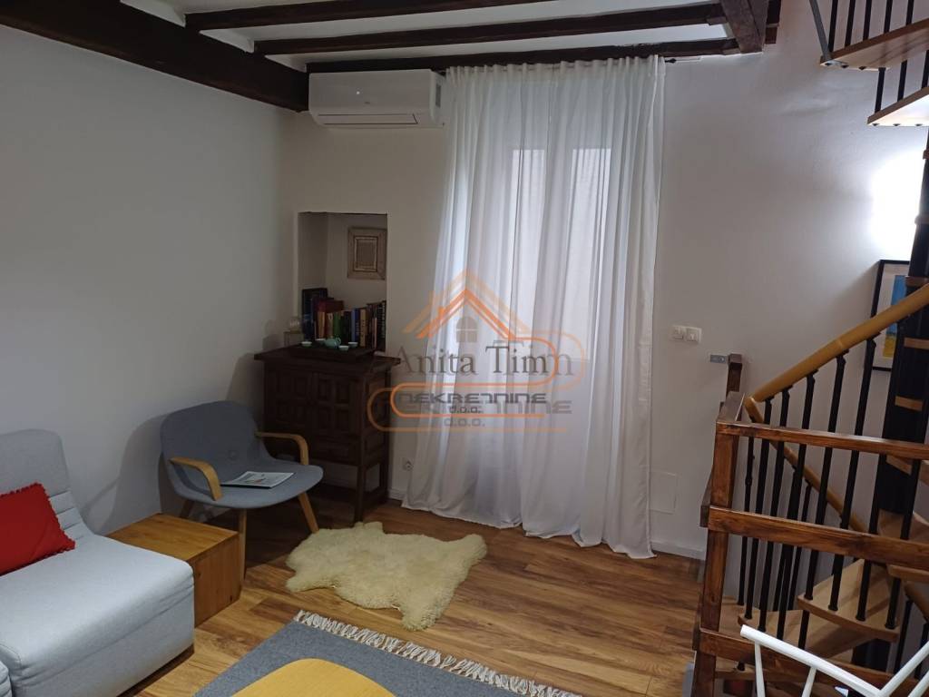 Kamena kuca, Prodaja, Kastela, Kastel Novi