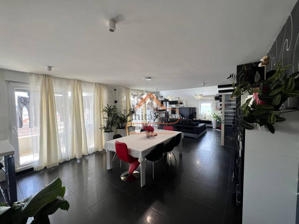 Stan u zgradi, Prodaja, Trogir, Trogir