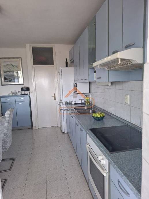 Stan u zgradi, Prodaja, Split, Split