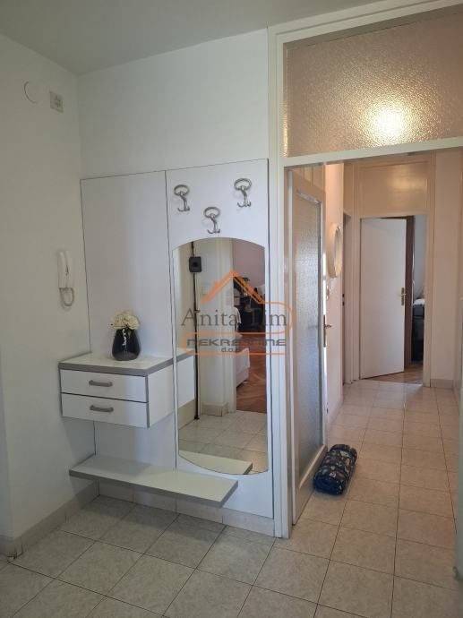 Stan u zgradi, Prodaja, Split, Split