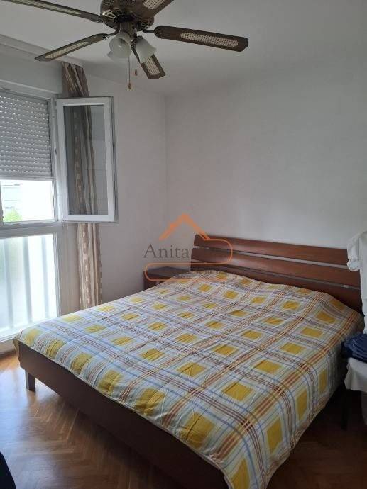 Stan u zgradi, Prodaja, Split, Split