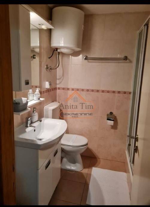 Stan u starijoj zgradi, Prodaja, Split, Split