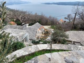 Kamena kuca, Prodaja, Omis, Celina