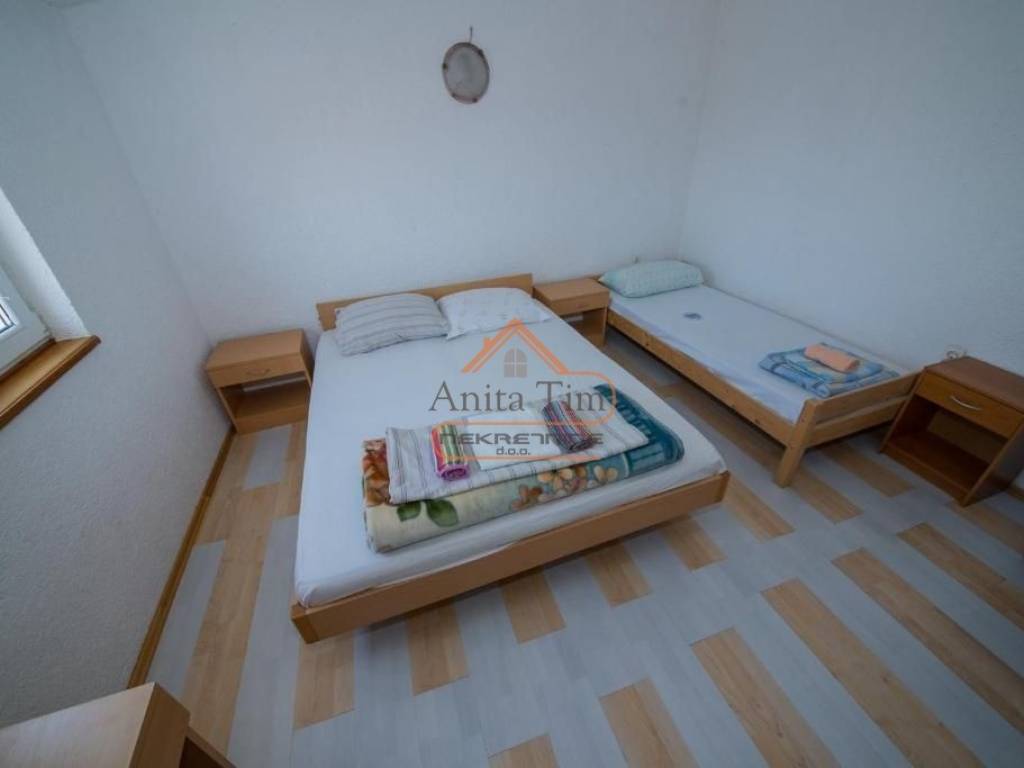Stambeno poslovni objekt, Prodaja, Starigrad, Starigrad