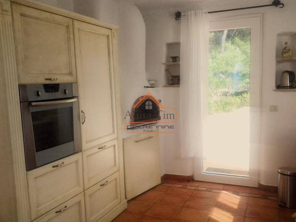 Nekretnina za odmor, Prodaja, Supetar, Mirca