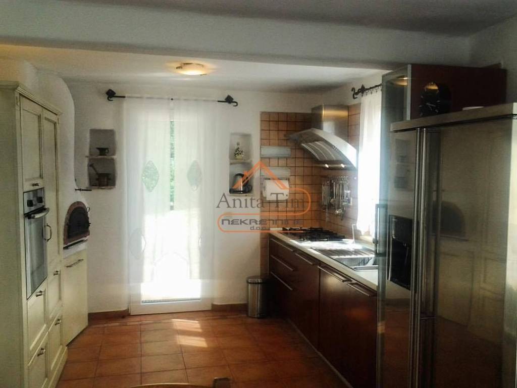 Nekretnina za odmor, Prodaja, Supetar, Mirca