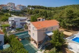 Apartmanska kuca, Prodaja, Okrug, Okrug Gornji