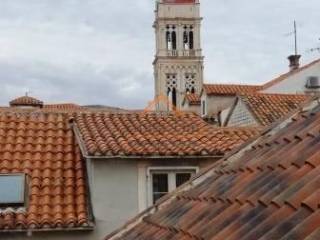 Kamena kuca, Prodaja, Trogir, Trogir