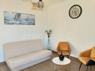 Vila, Prodaja, Selca, Selca