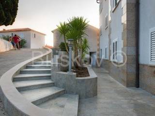 Hotel, Sale, Supetar, Supetar