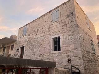 Stone house, Sale, Seget, Seget Donji