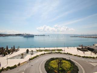Flat in a building, Sale, Split, Split