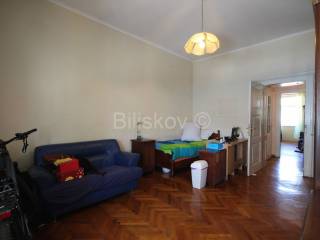 Flat in a building, Sale, Split, Split