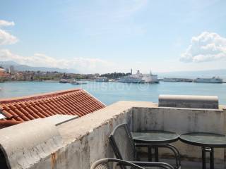 Flat in a building, Sale, Split, Split