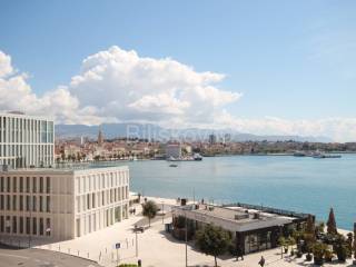 Flat in a building, Sale, Split, Split