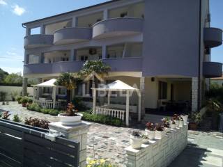 Residential-commercial property, Sale, Medulin, Medulin