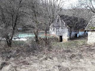 By the river, Sale, Slunj, Slunj