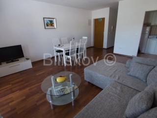 Flat in a building, Sale, Okrug, Okrug Gornji