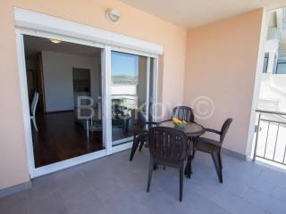 Flat in a building, Sale, Okrug, Okrug Gornji