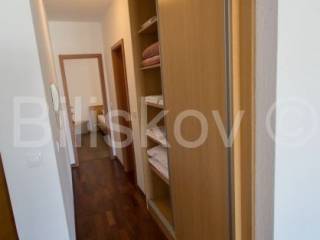Flat in a house, Sale, Okrug, Okrug Gornji