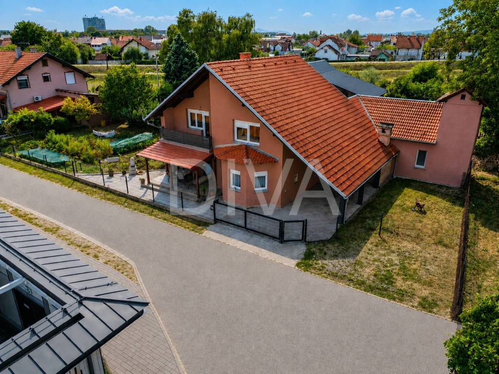 Slavonski Brod, Slavonski Brod