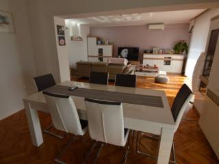 House with apartments, Sale, Novigrad, Novigrad