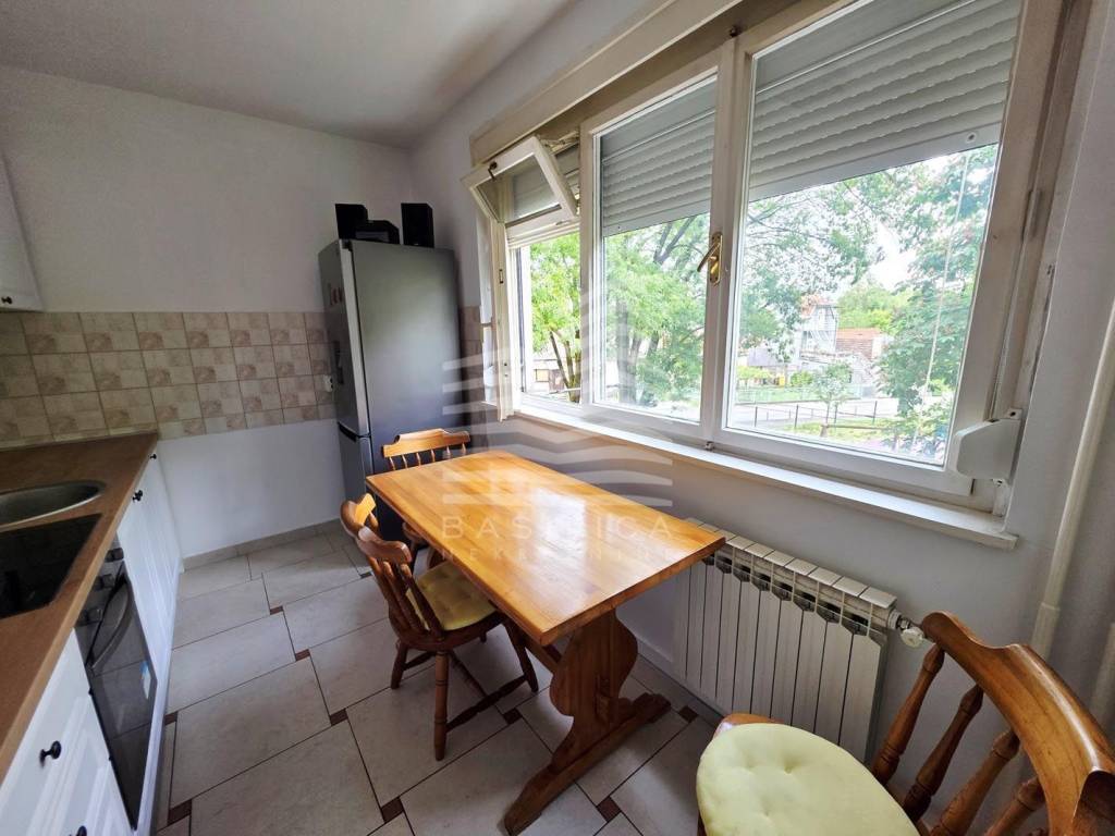 Stan u starijoj zgradi, Prodaja, Zagreb, Pescenica - Zitnjak