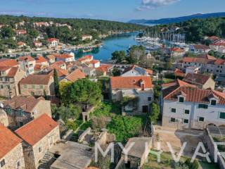 Jelsa, Vrboska