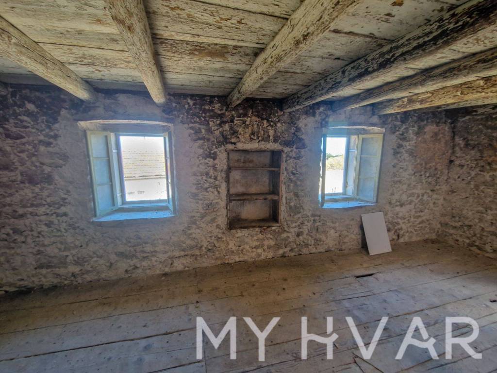 Kamena kuca, Prodaja, Stari grad, Vrbanj