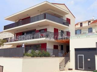 House with apartments, Sale, Seget, Seget Vranjica