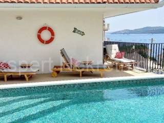 House with apartments, Sale, Seget, Seget Vranjica