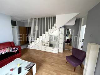 Flat in a building, Sale, Dobrinj, Klimno