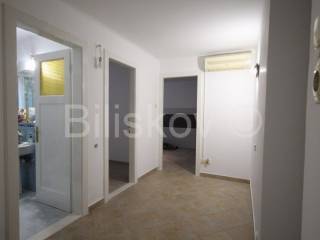Flat in a building, Sale, Split, Split