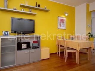 Stan u zgradi, Prodaja, Pula, Pula