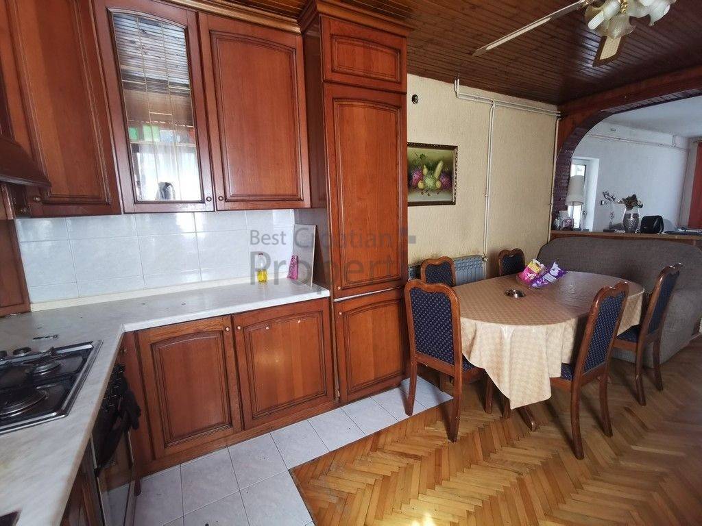 Stan u kuci, Najam, Zagreb, Donja Dubrava