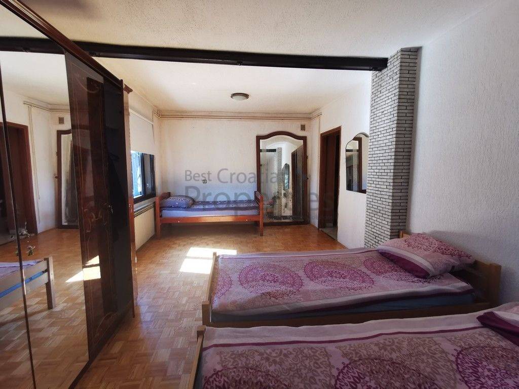Stan u kuci, Najam, Zagreb, Donja Dubrava