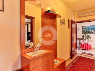 House with apartments, Sale, Pula, Pula