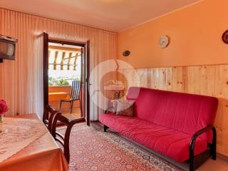 House with apartments, Sale, Pula, Pula